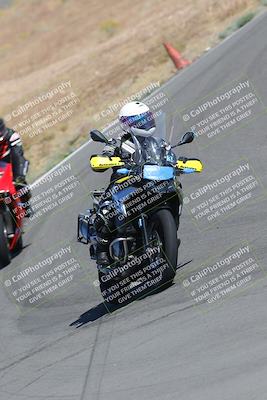 media/Nov-12-2023-Classic Track Days (Sun) [[11f17acb81]]/Group 3/session 2 turn 9/